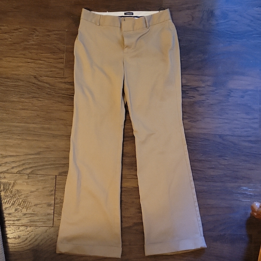 GAP Women's Khaki Flare-Leg Chinos - Beige With Cuffs Size 6